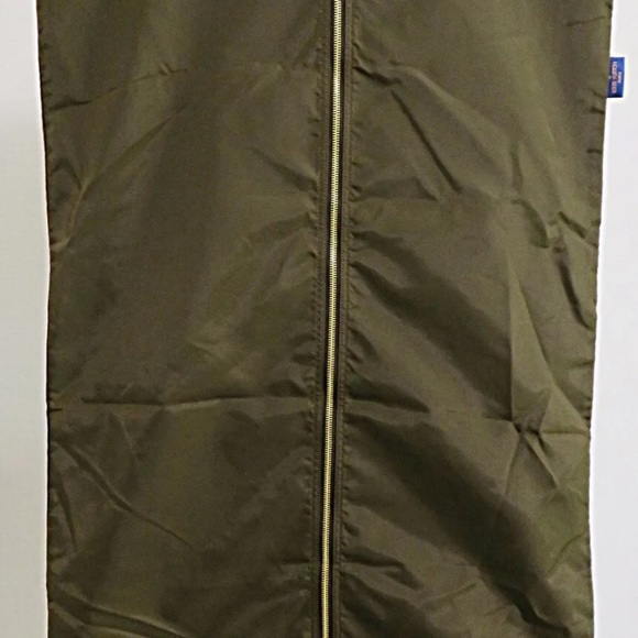 Authenticated Louis Vuitton travel bag with shoulder strap unisex - Picture 9 of 16